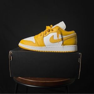 Jordan 1 Low White Pollen (GS) Size 7y or 5.5 women